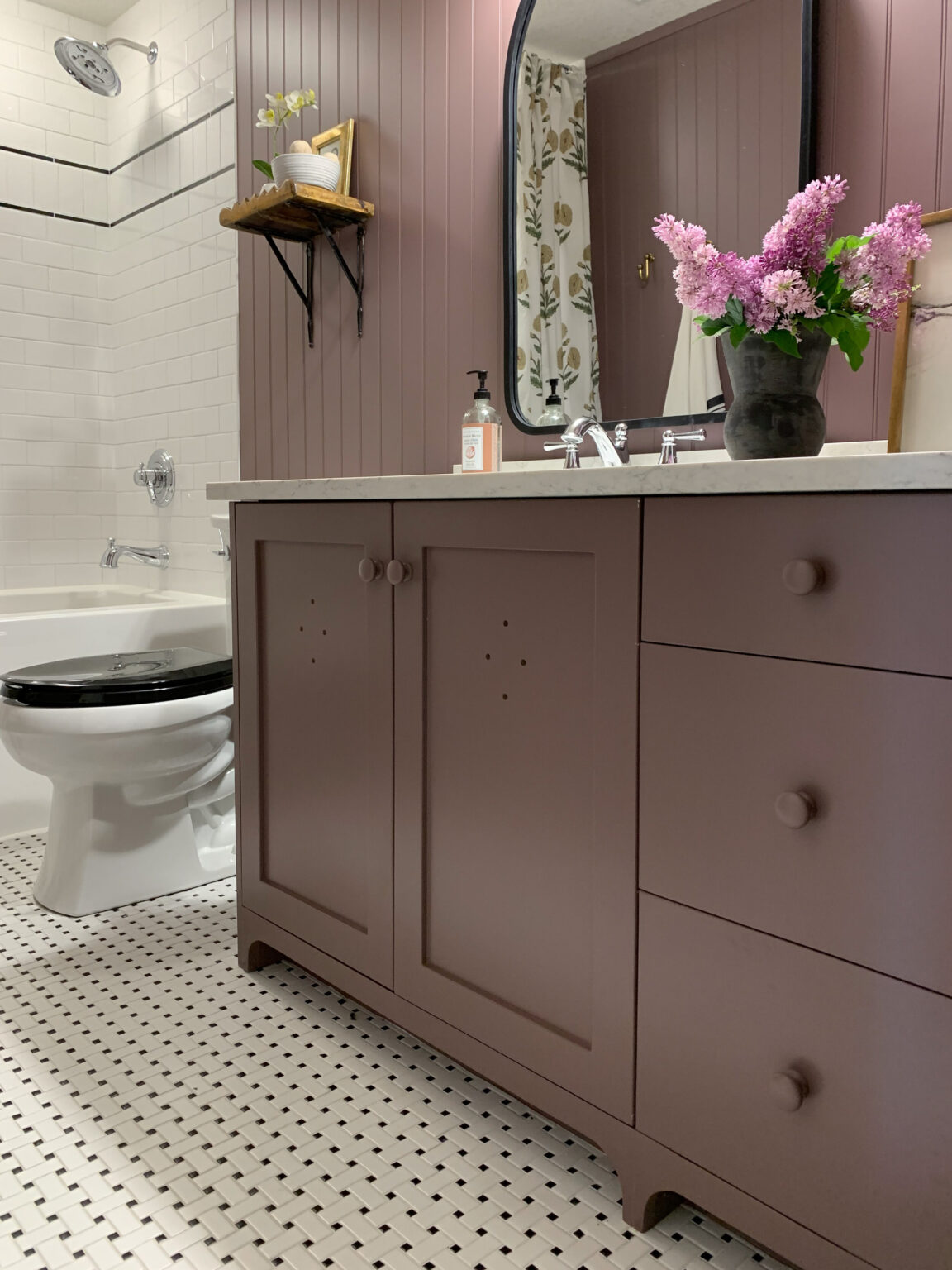 90's Bathroom Makeover - The Kids Bath REVEAL! - Erin Zubot Design