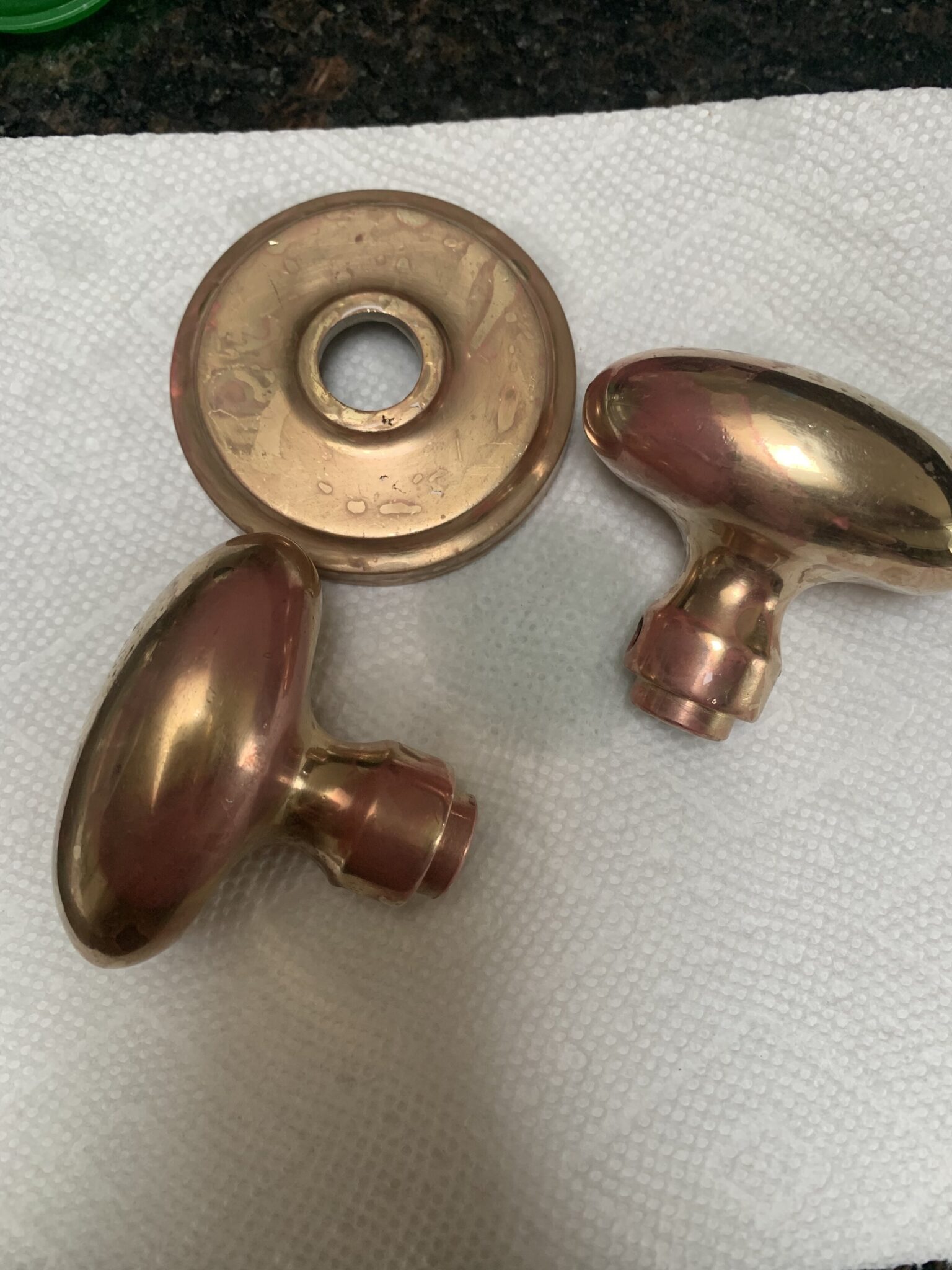 How to Remove Lacquer from Brass (and Age it using Vinegar! ) Erin