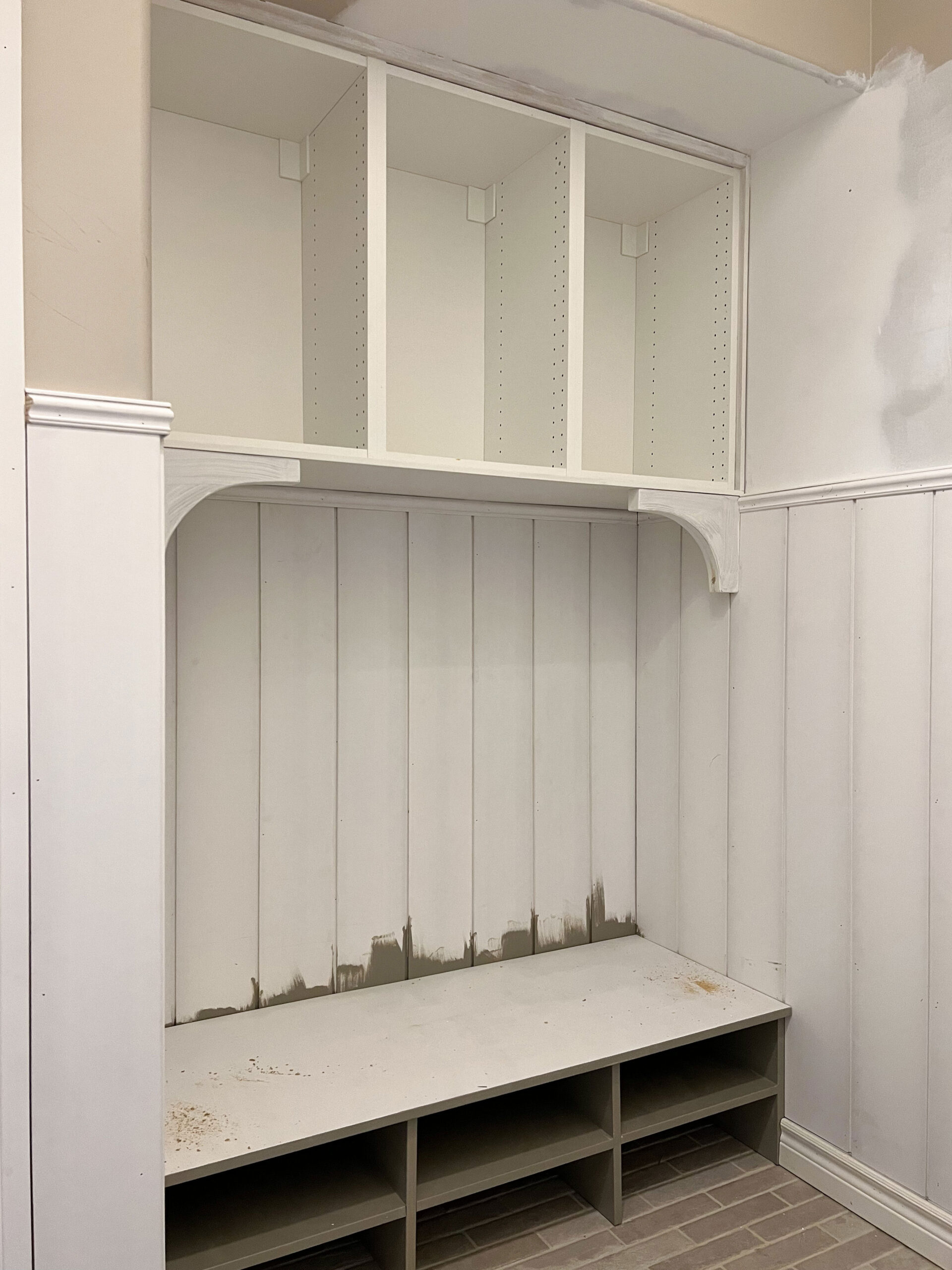 https://erinzubotdesign.com/wp-content/uploads/2022/10/Finsiehd-corbels-on-bench-scaled.jpg