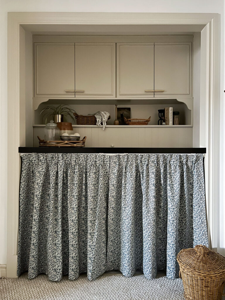 DIY Laundry Room Countertop (Using an Old Door!) - Erin Zubot Design