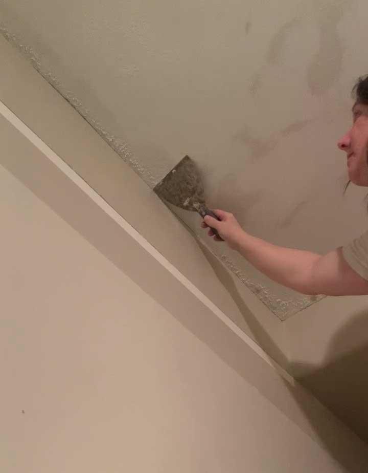 The Best Tool To Remove Popcorn Ceiling