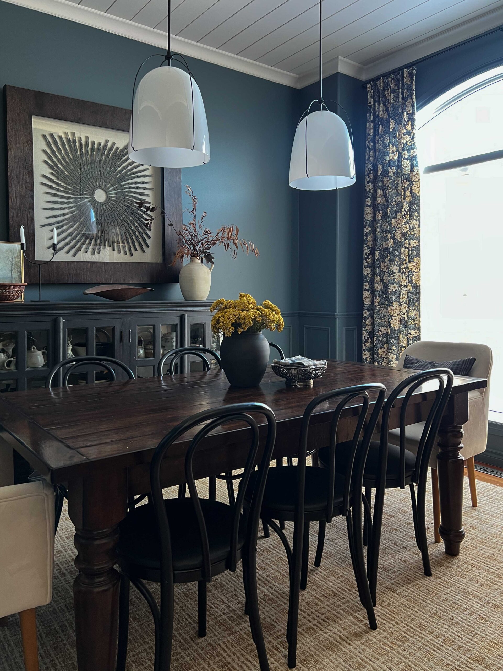 dining room with blue walls