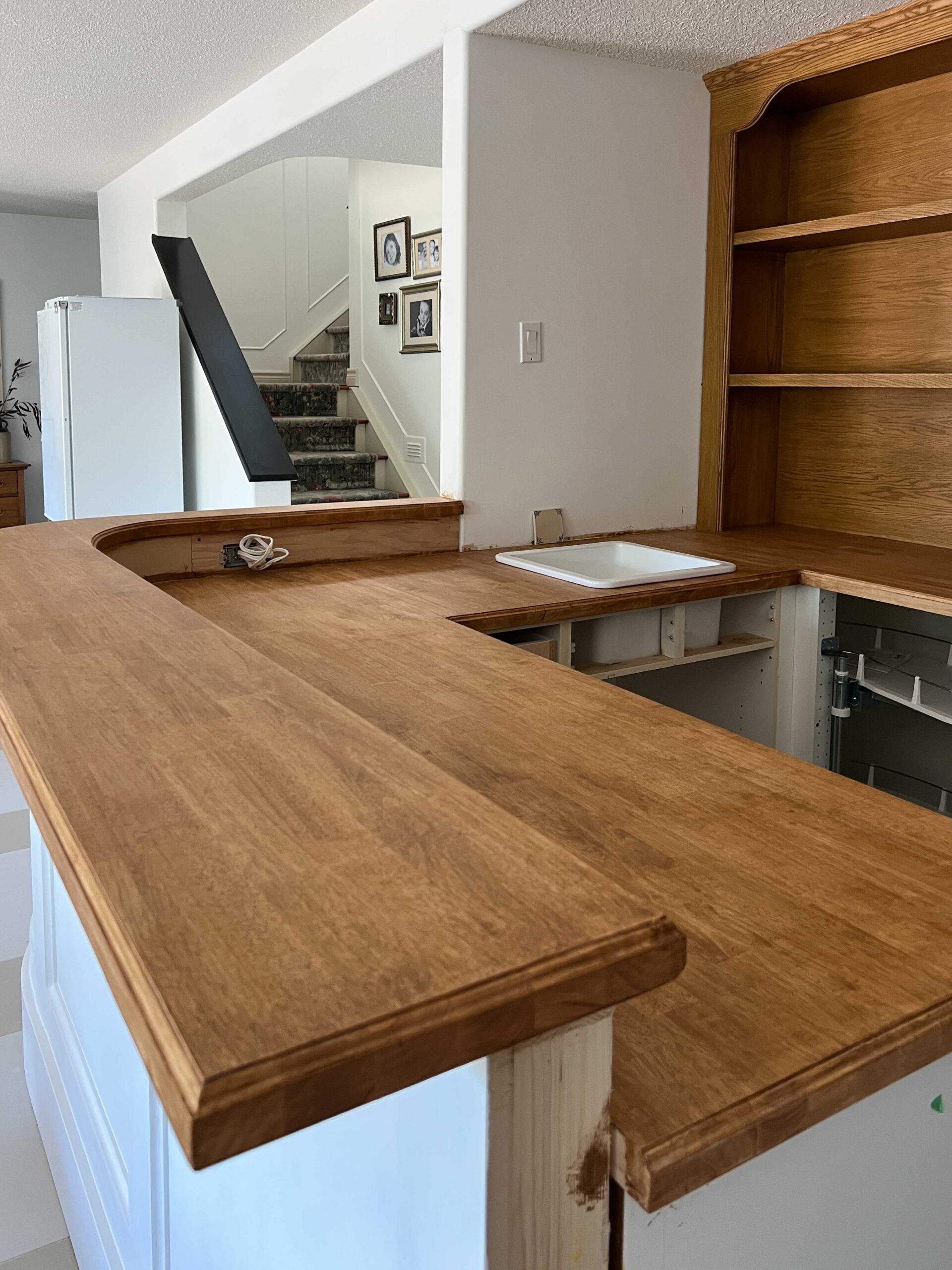 Finished butcherblock with raised bar