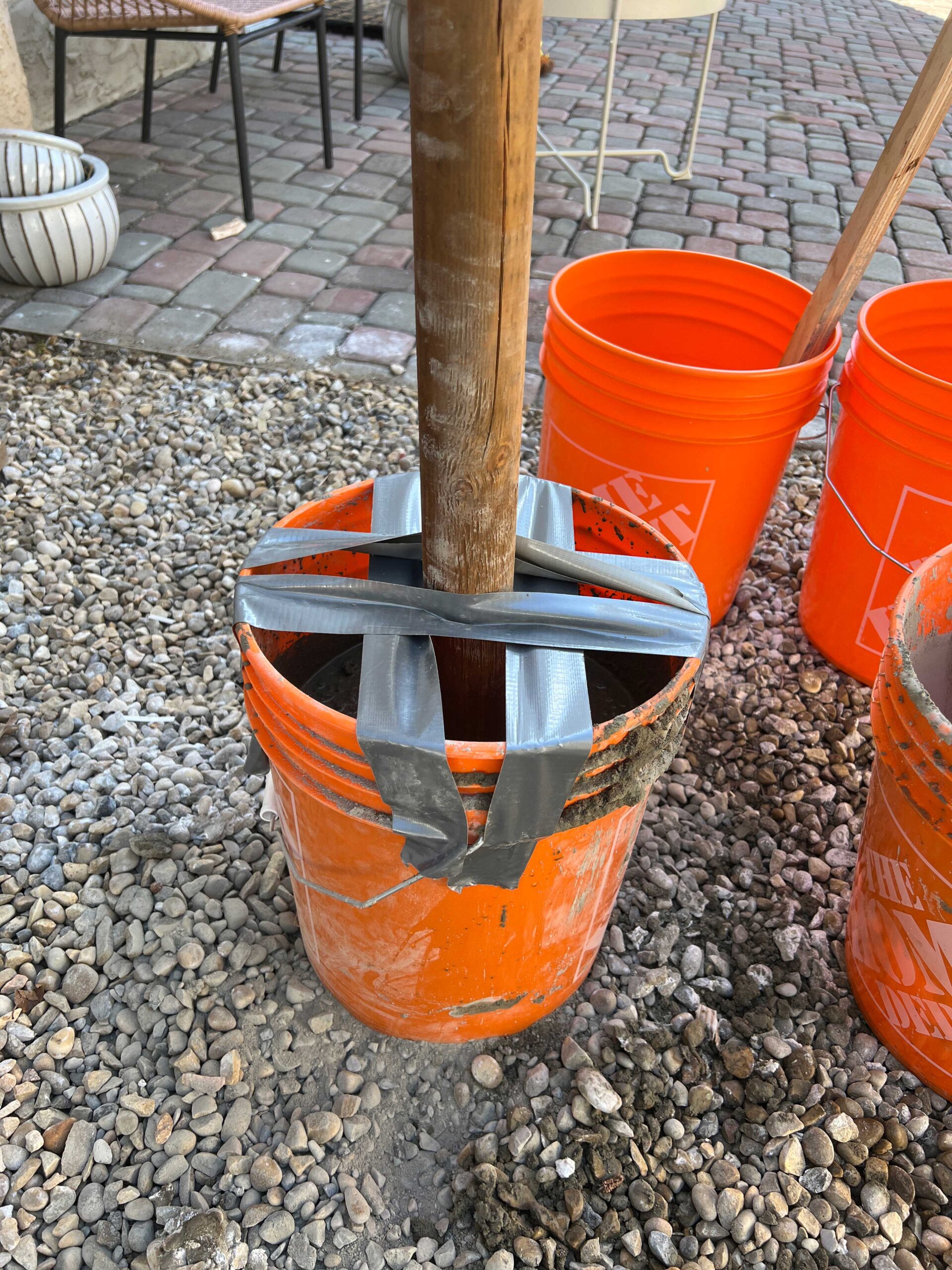 tape on top of bucket