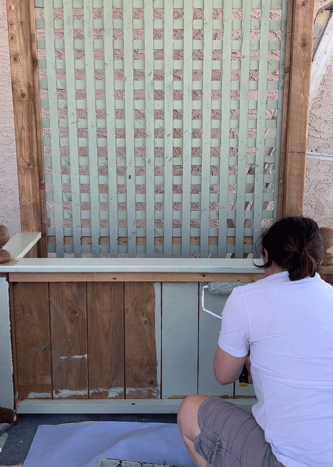 Painting the DIY tall lattice